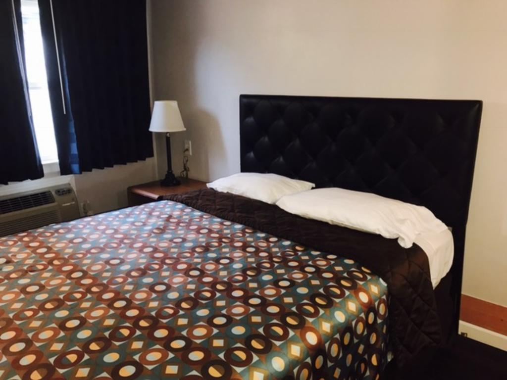 Kings Row Inn Мілуокі Екстер'єр фото
